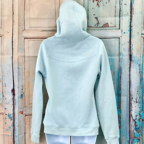 Alphalete Light Blue Performance Hoodie - Picture 6 of 8